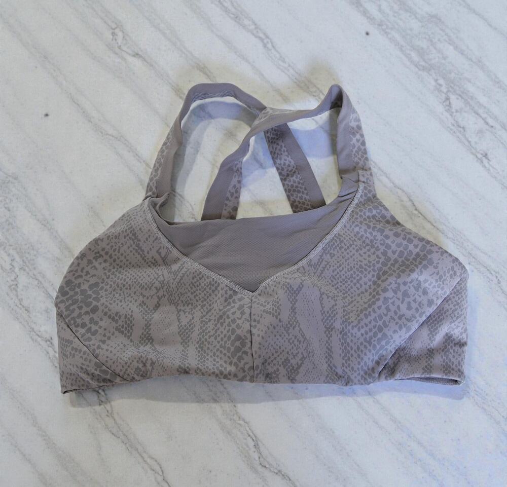 Lulullemon Gray Sports bra size 10